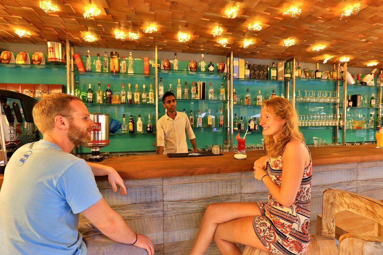 אונה ואטונה Thaproban Pavilion Resort And Spa מראה חיצוני תמונה