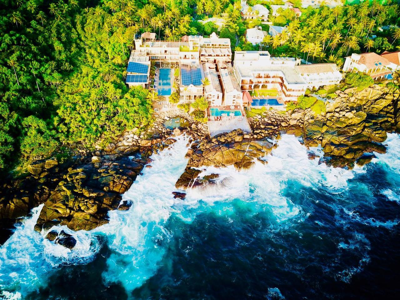 אונה ואטונה Thaproban Pavilion Resort And Spa מראה חיצוני תמונה
