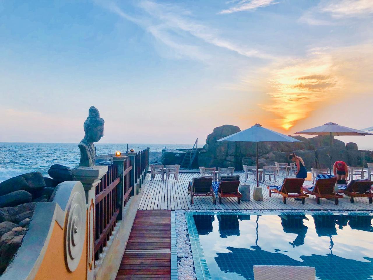 אונה ואטונה Thaproban Pavilion Resort And Spa מראה חיצוני תמונה