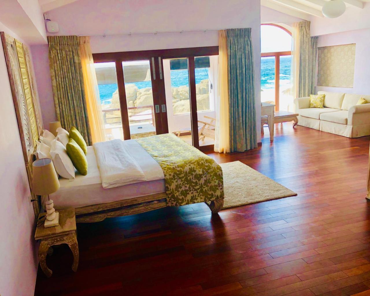 אונה ואטונה Thaproban Pavilion Resort And Spa מראה חיצוני תמונה